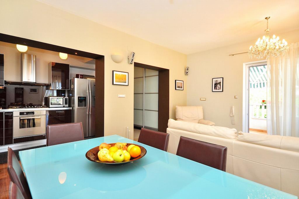 Apartment Sakal Split Værelse billede